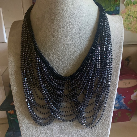 🕷 Amazing Black Seed Bead Spider Web Necklace - Gothic Web Necklace NWOT - Picture 7 of 7